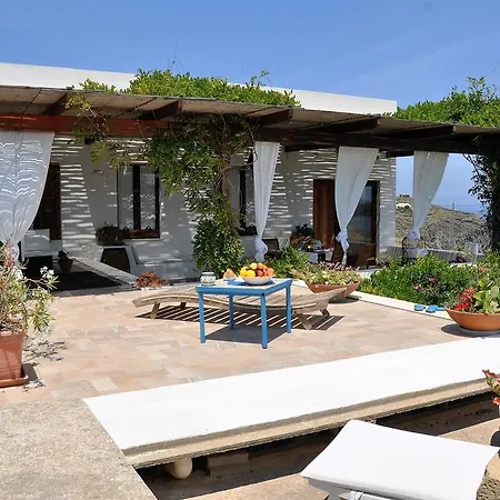 La Terrazza Sul Mare Di Teodora Pantelleria